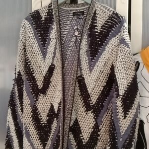 #12❤️bBrand new beautiful Lucky Brand hip length sweater
